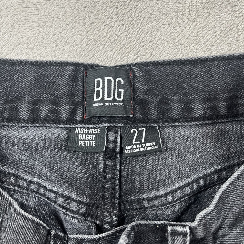 BDG Urban Outfitters High Rise Baggy Jeans Womens 27 Petite Black Distressed - Picture 3 of 8